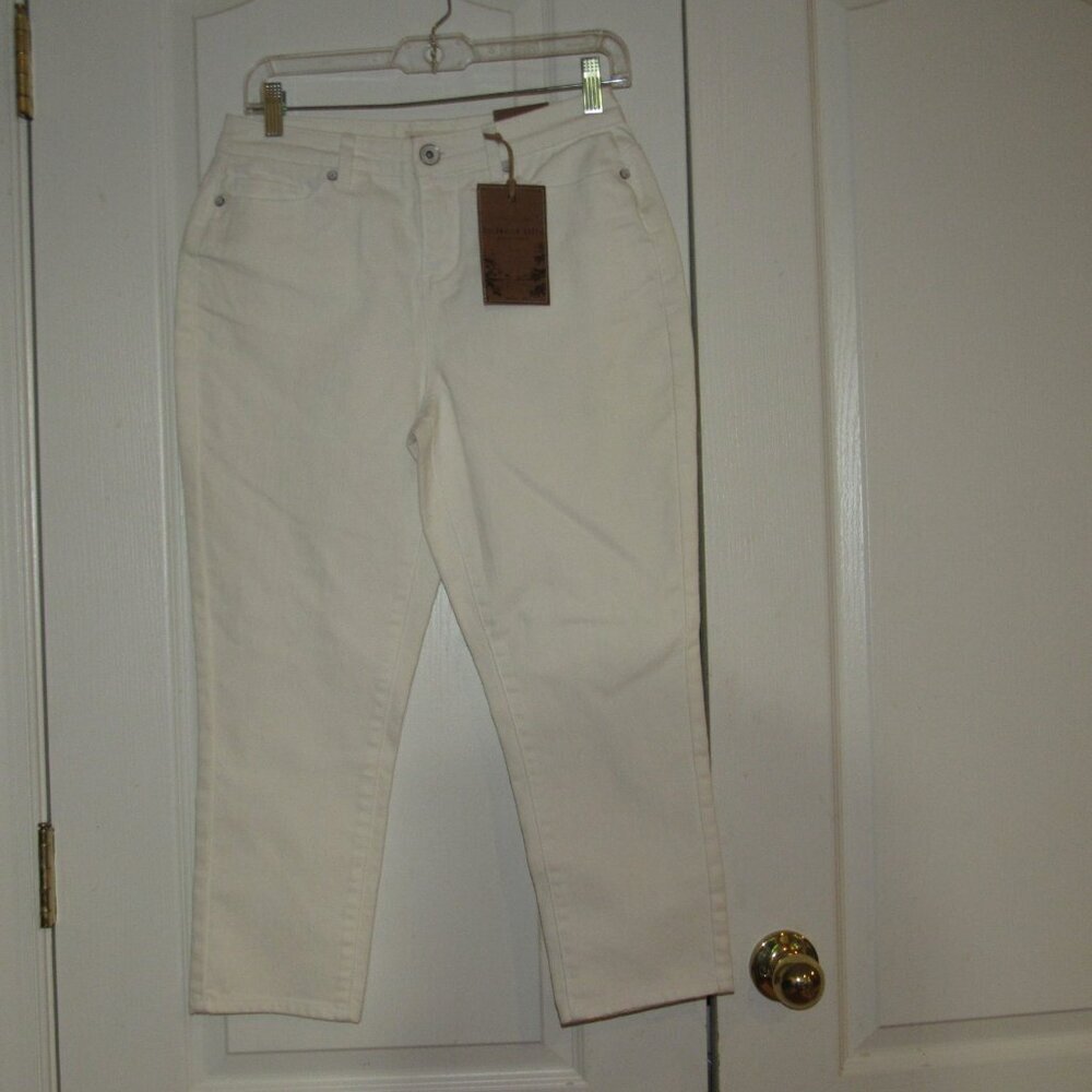 NWT COLDWATER CREEK Classic Fit Ankle Leg White Jeans Size 4 Petite